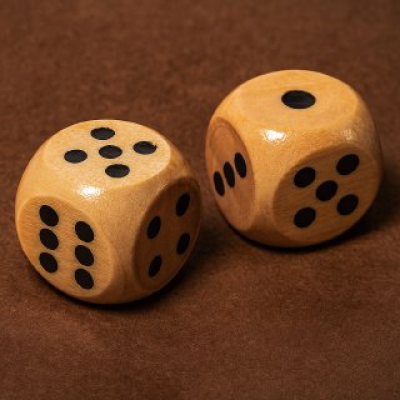 Игральные кости деревянные 2 шт